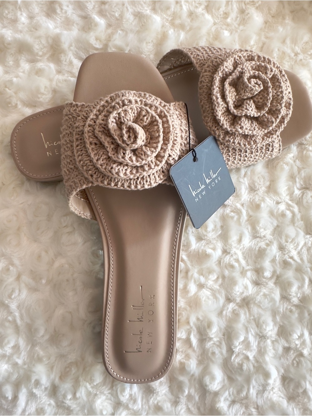 Nicole Miller~ Rosette sandals